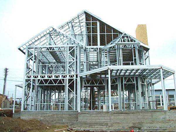 麻城钢结构建筑的腐蚀问题应该如何预防